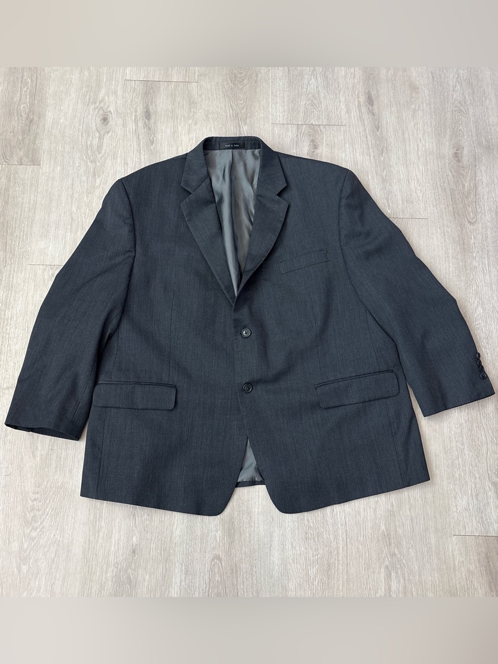 Men’s Calvin Klein blazer size 48s